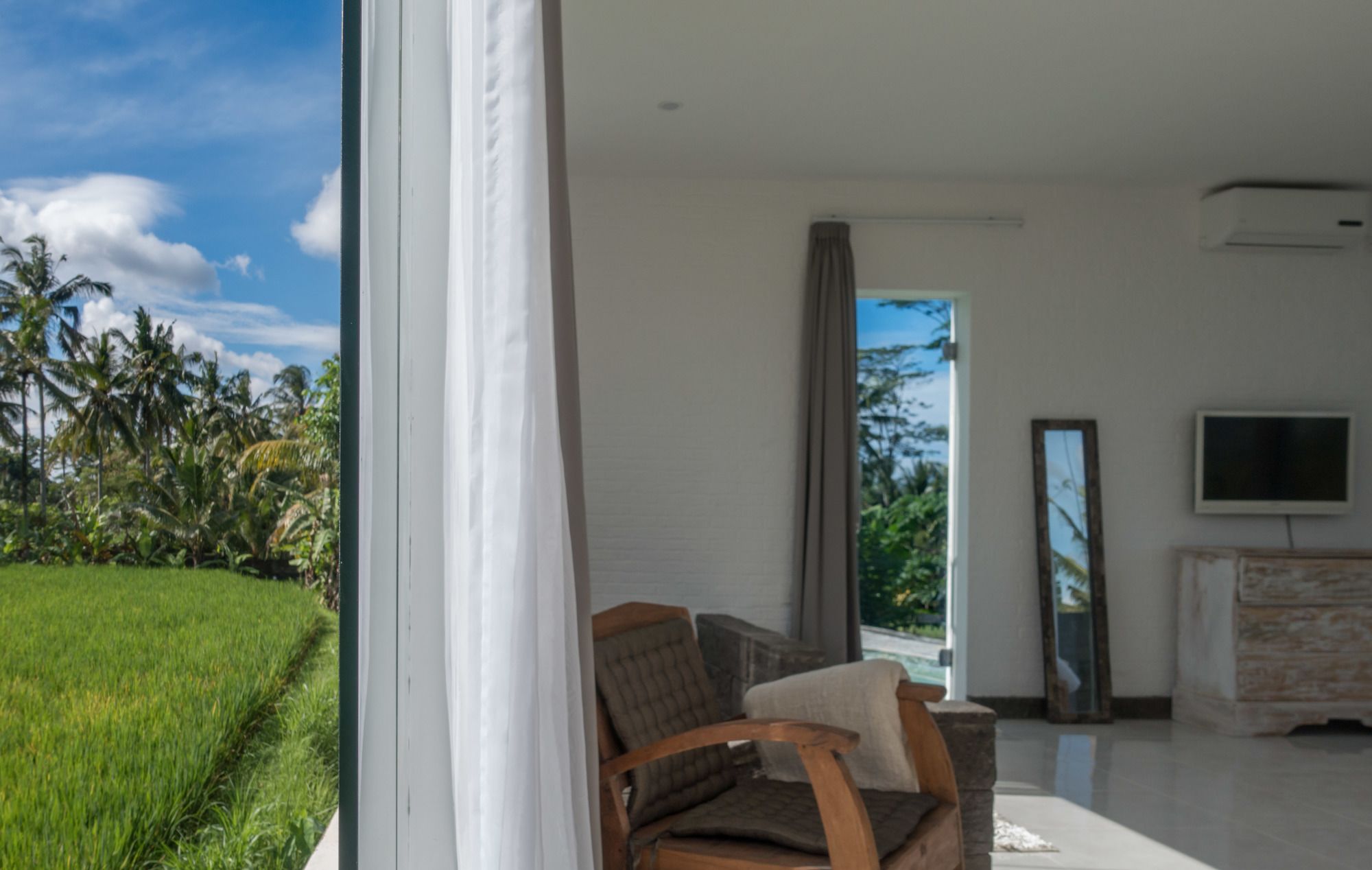 White Cubes Villa