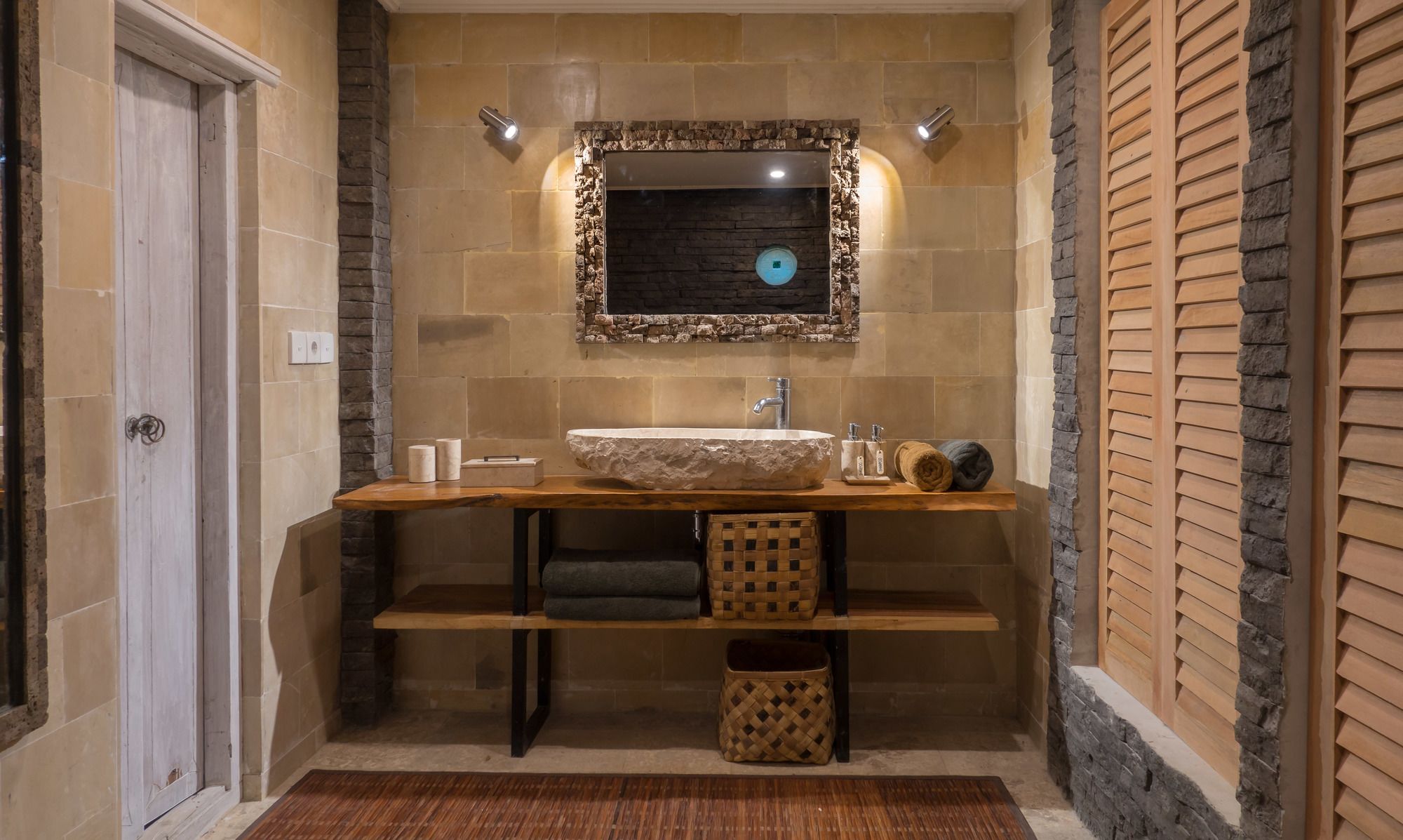 White Cubes Villa
