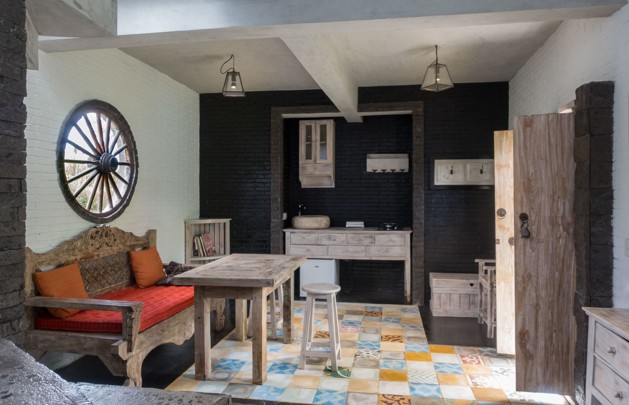 White Cubes Villa