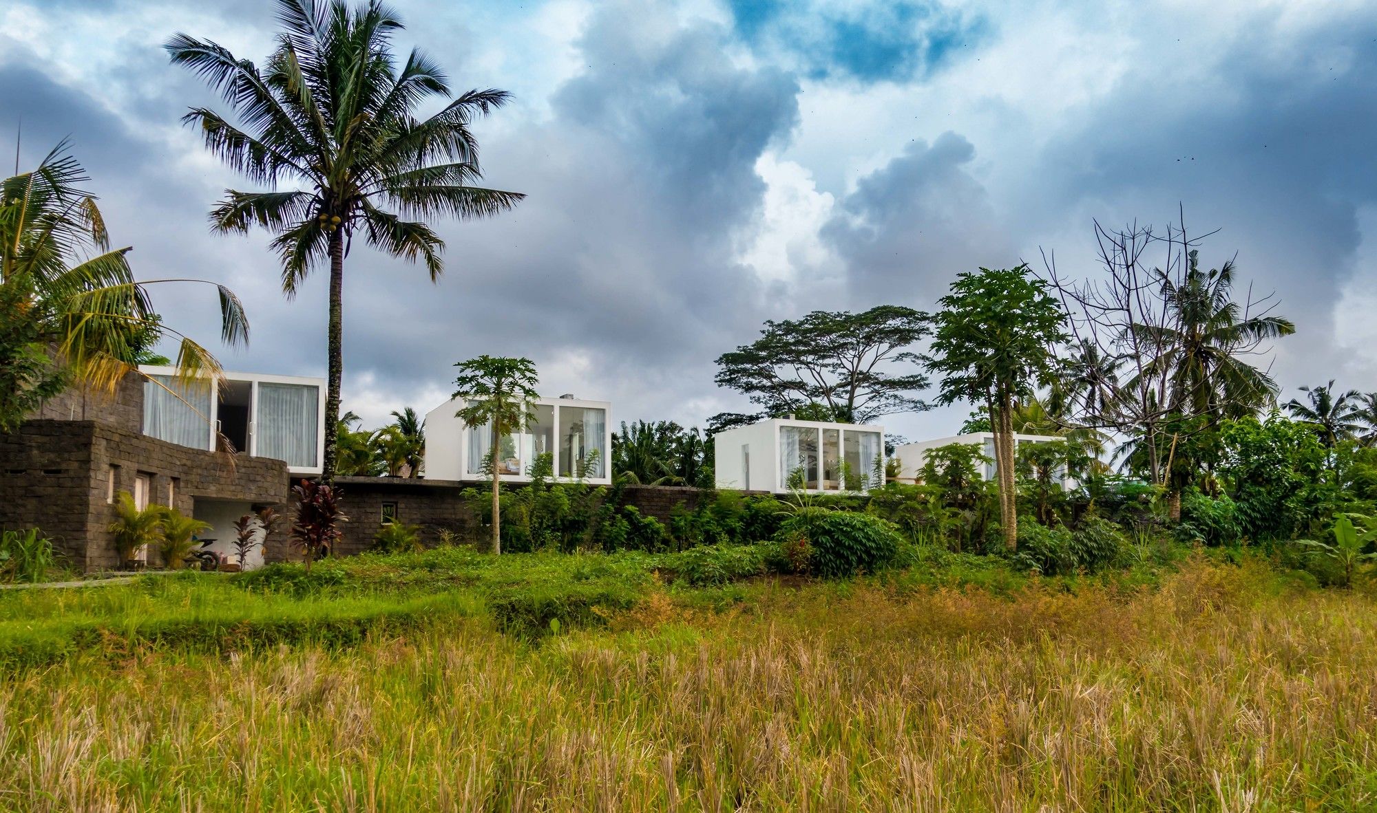 White Cubes Villa