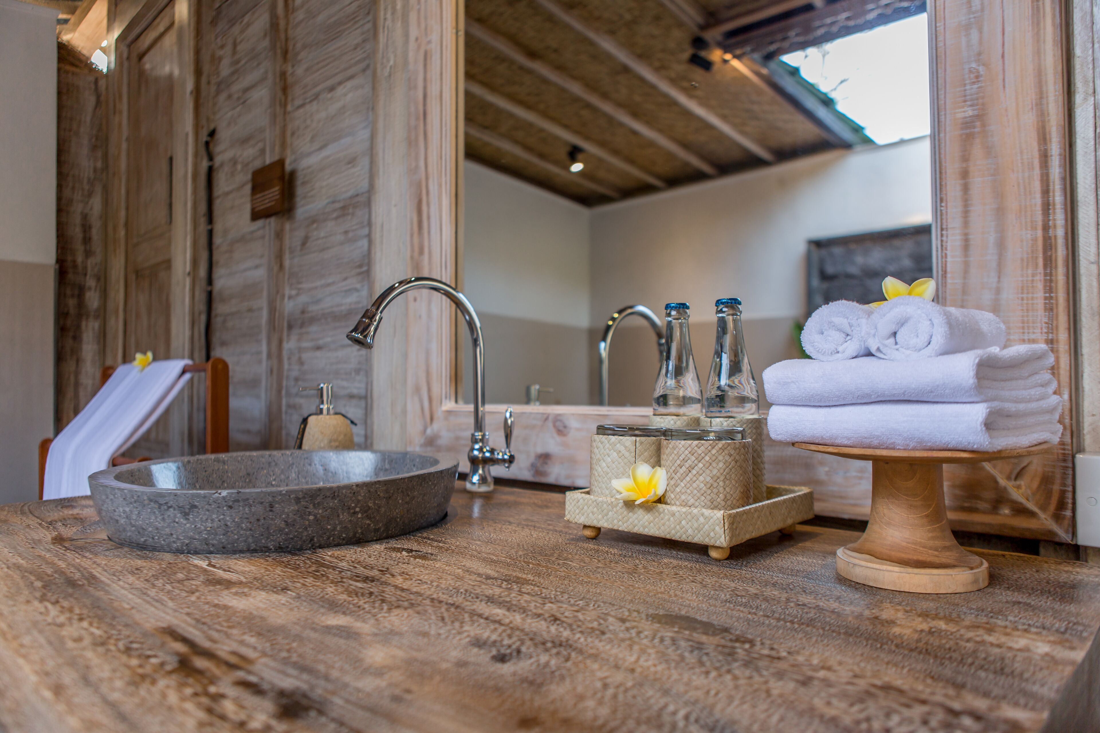 Wooden Ganeca Villas by Pramana Villas