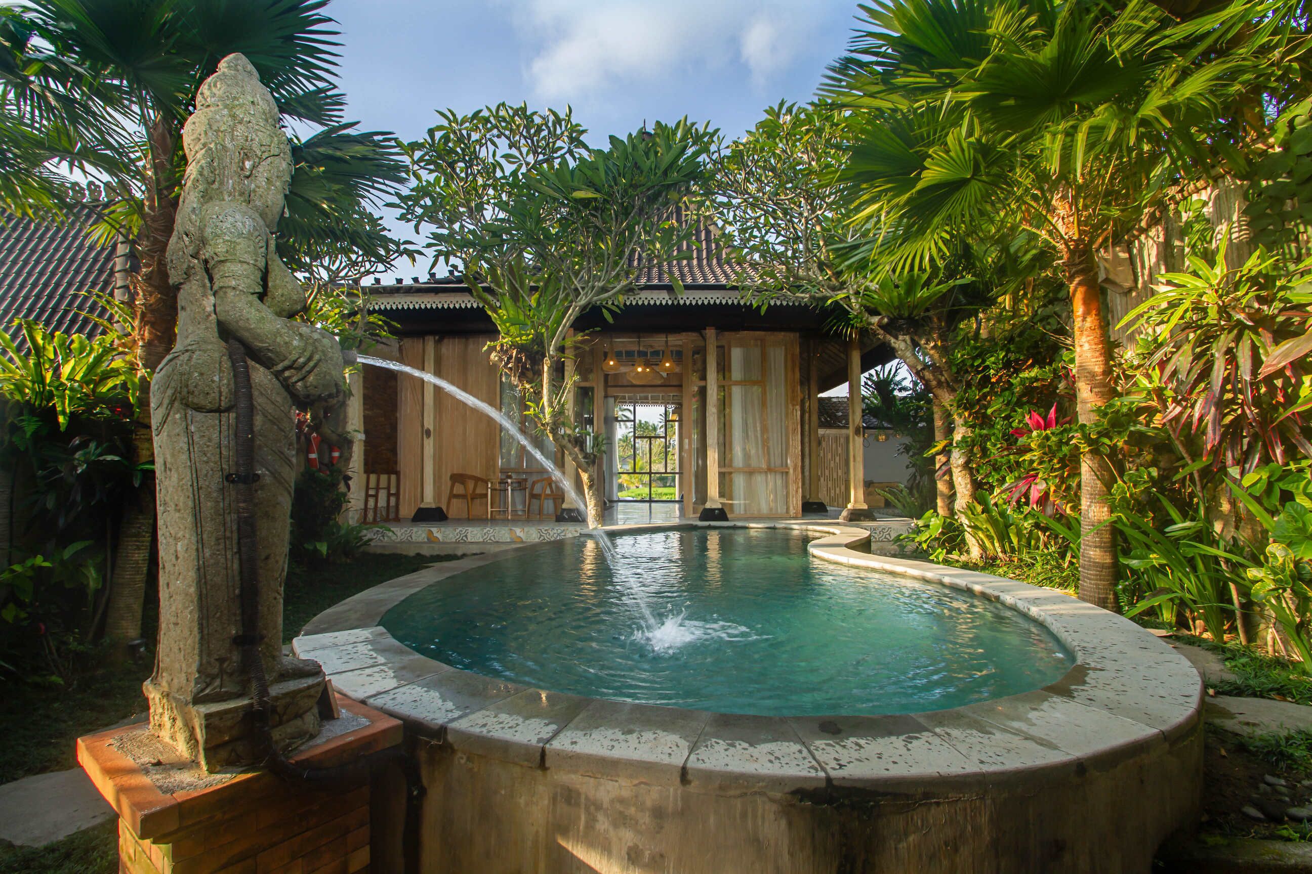 Wooden Ganeca Villas by Pramana Villas