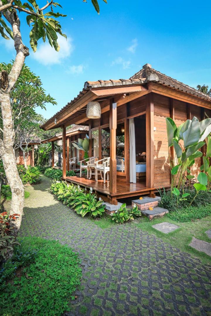 Yana Villas Kemenuh by Pramana Villas