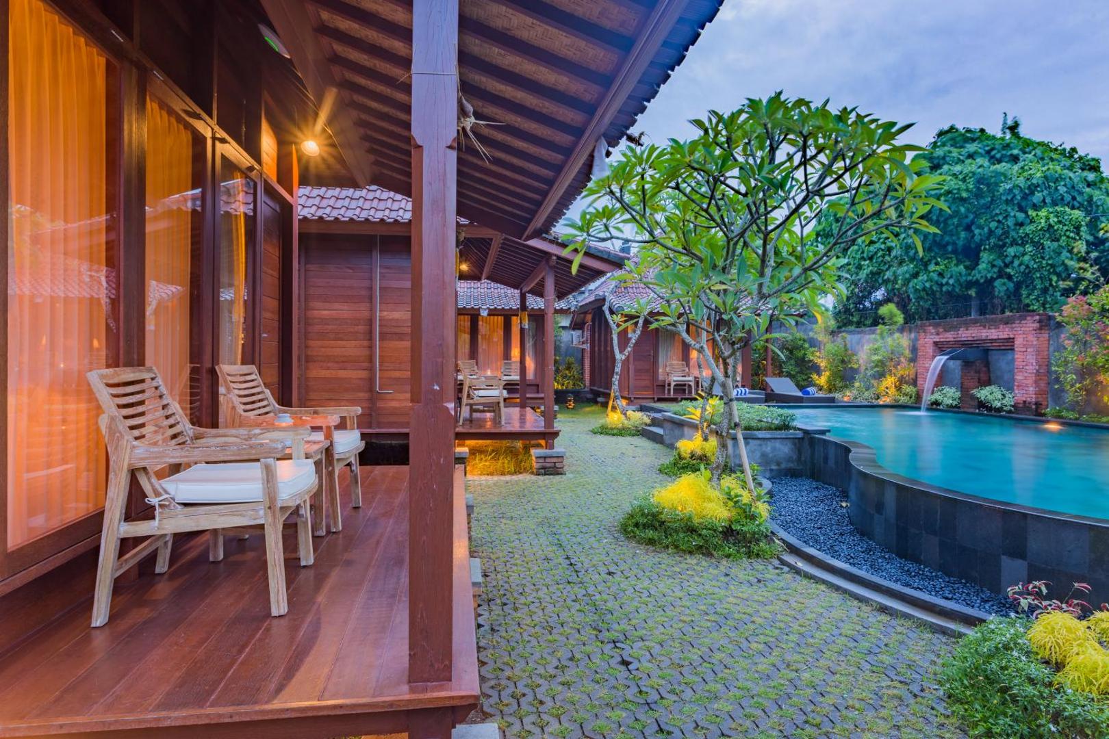 Yana Villas Kemenuh by Pramana Villas