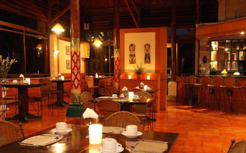 Yulia Village Inn