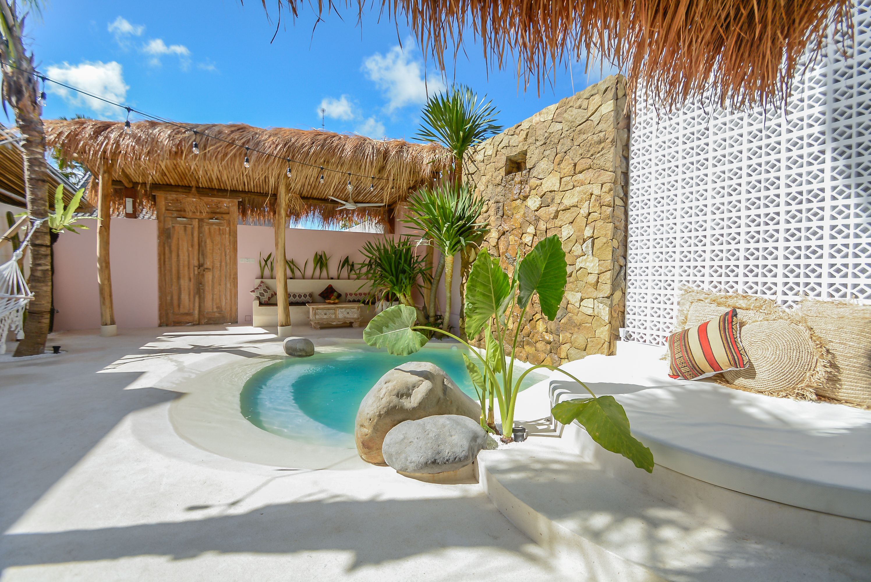 Mahi Mahi Villas and Suites
