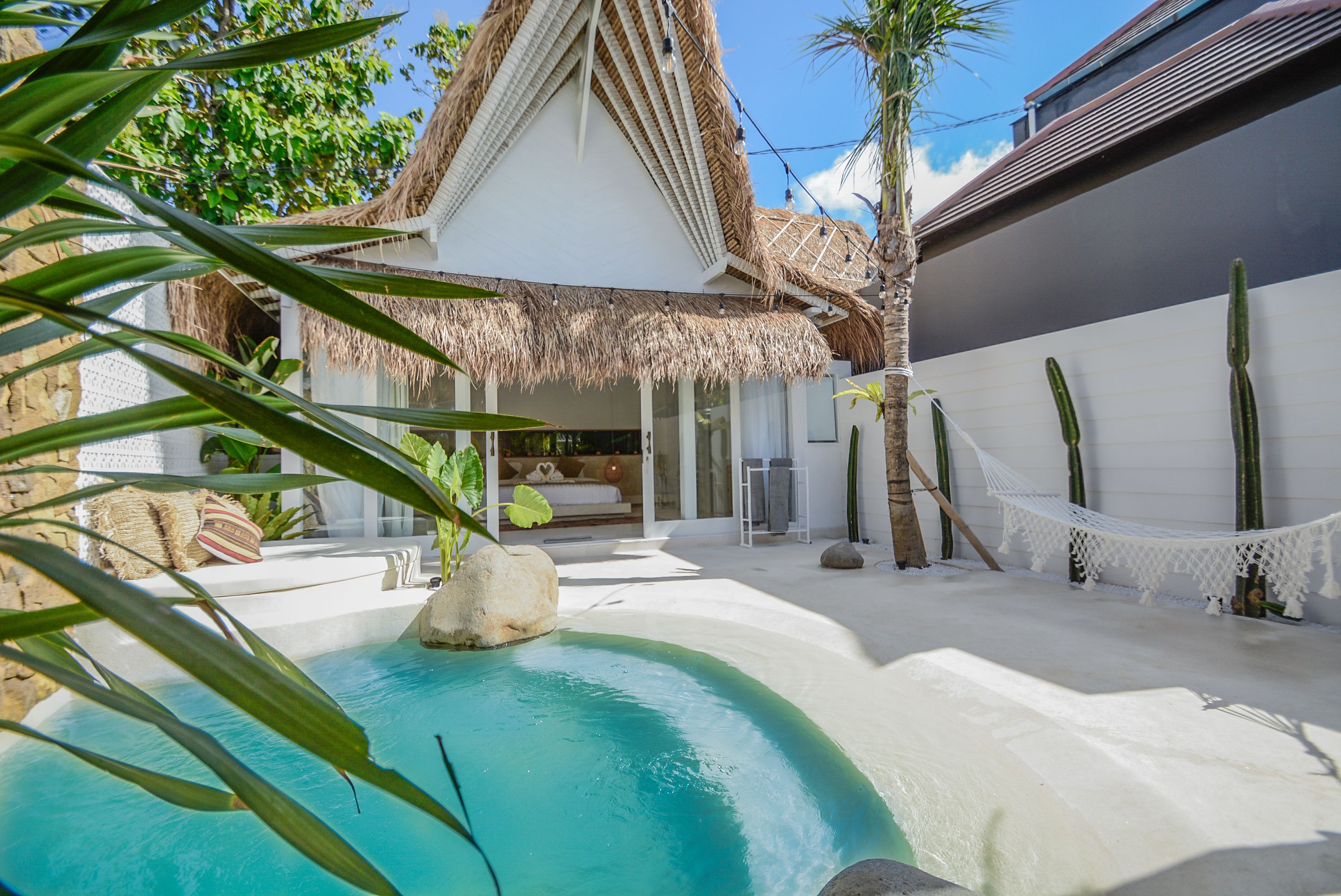Mahi Mahi Villas and Suites