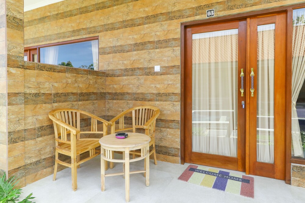 Manik Homestay