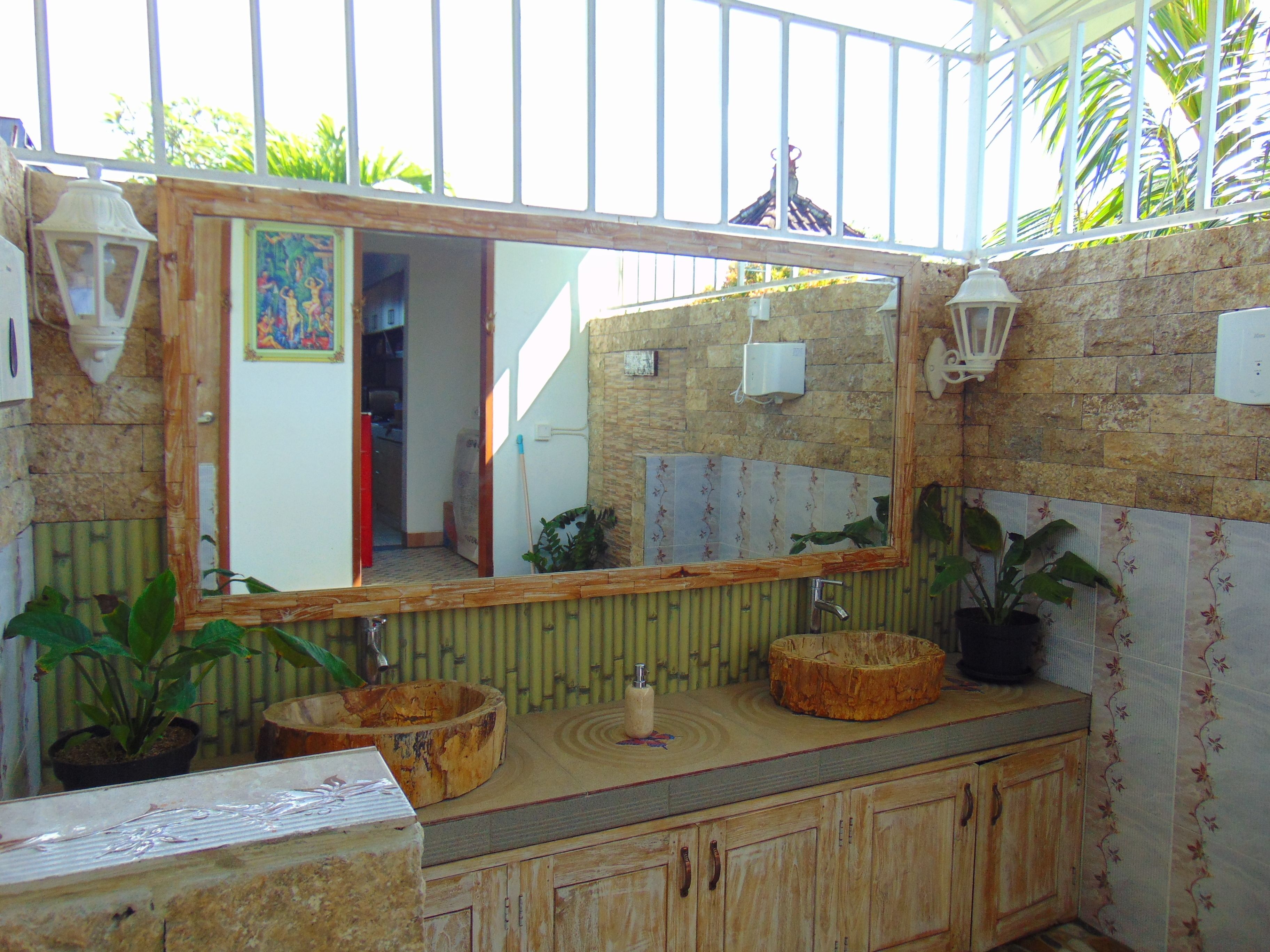 Taman Asih Bingin Homestay