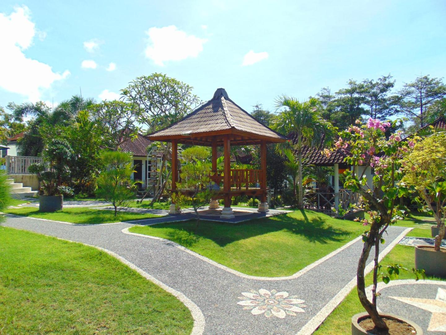 Taman Asih Bingin Homestay