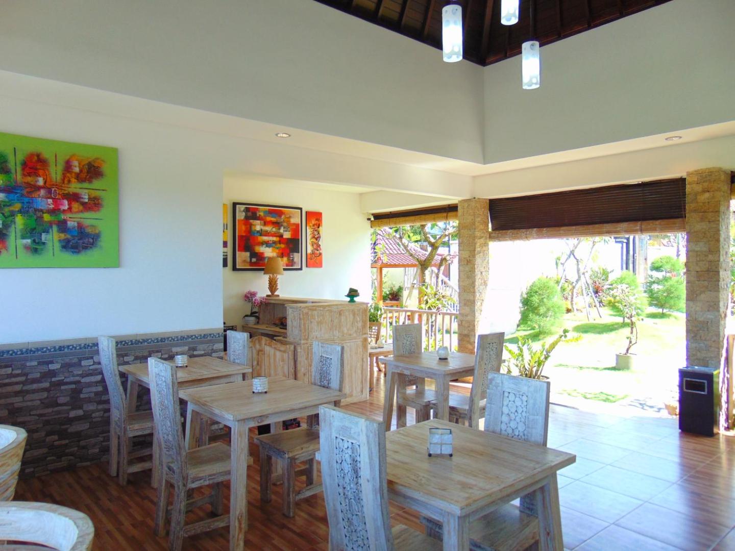 Taman Asih Bingin Homestay