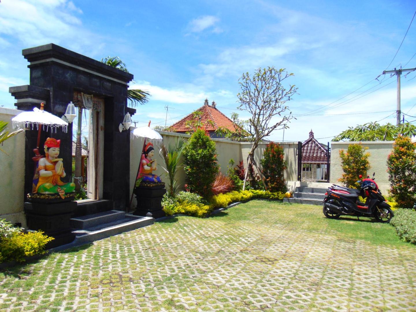 Taman Asih Bingin Homestay