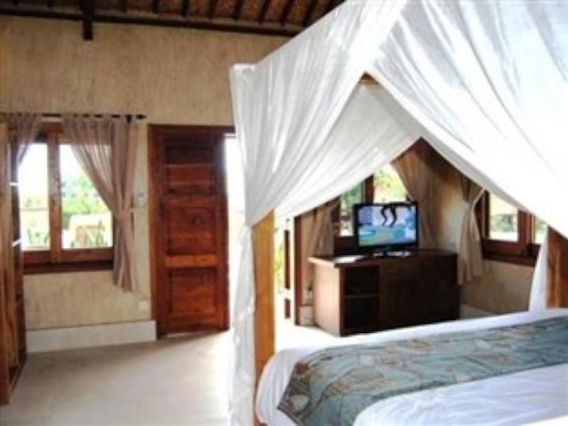 Three Monkeys Villas