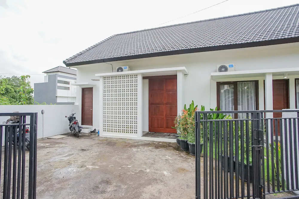 Uli Bali Hostel