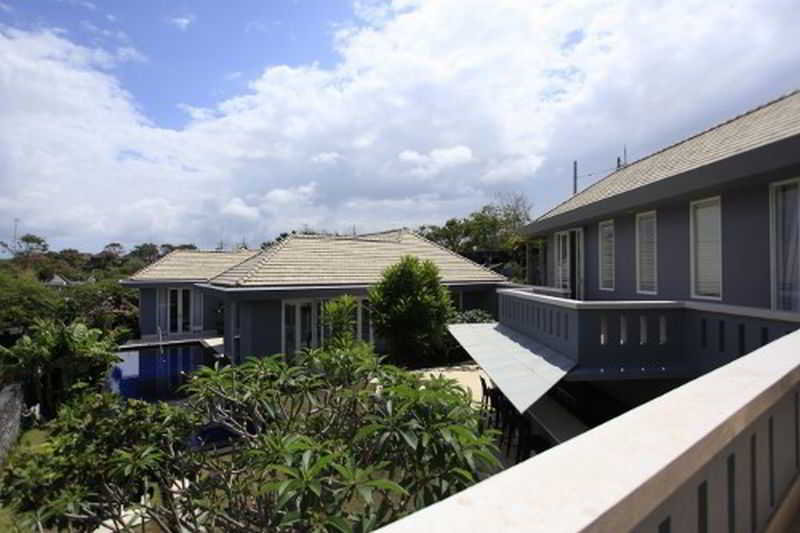 Villa Karang Selatan