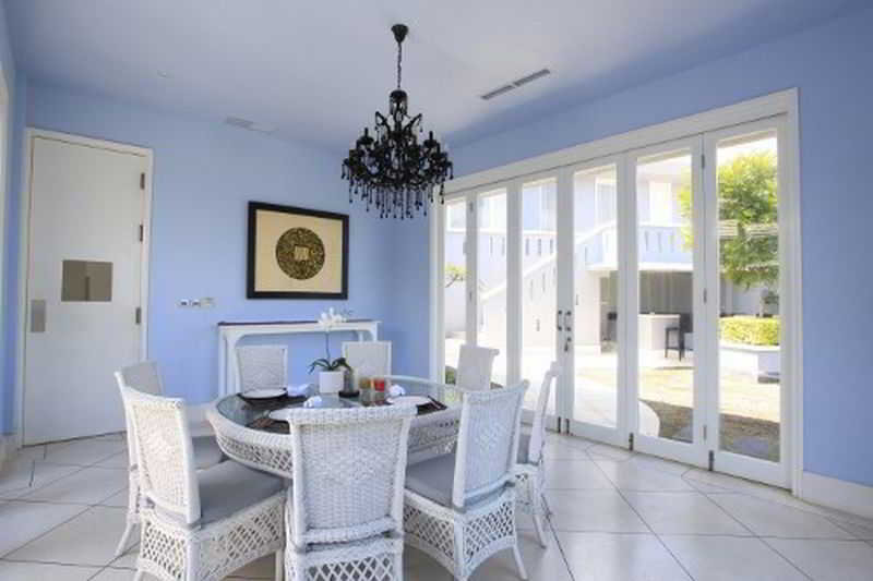 Villa Karang Selatan