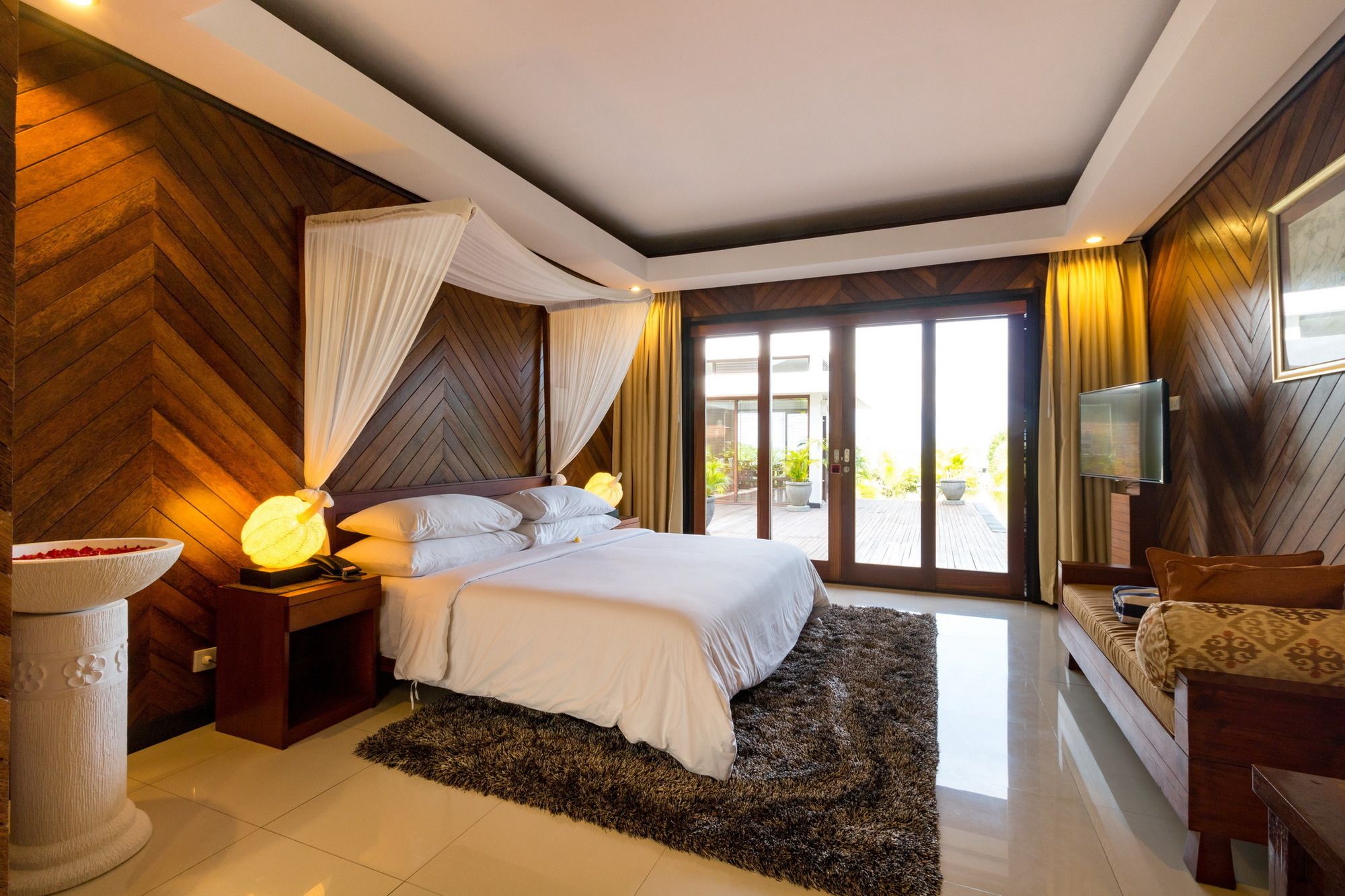 Aisis Luxury Villas And Spa