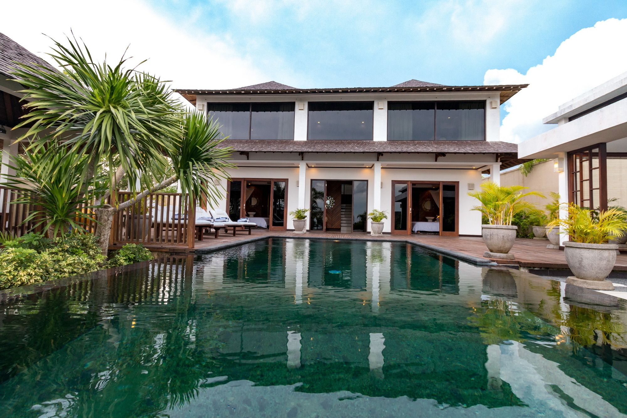 Aisis Luxury Villas And Spa