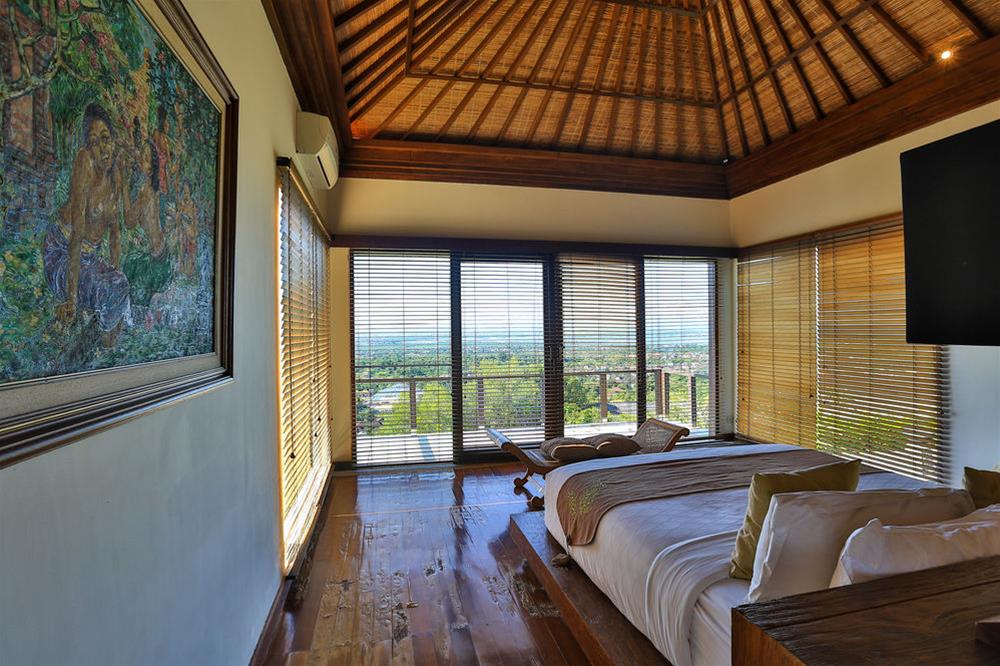 Awanti Villa