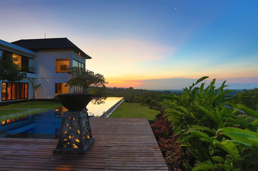 Awanti Villa