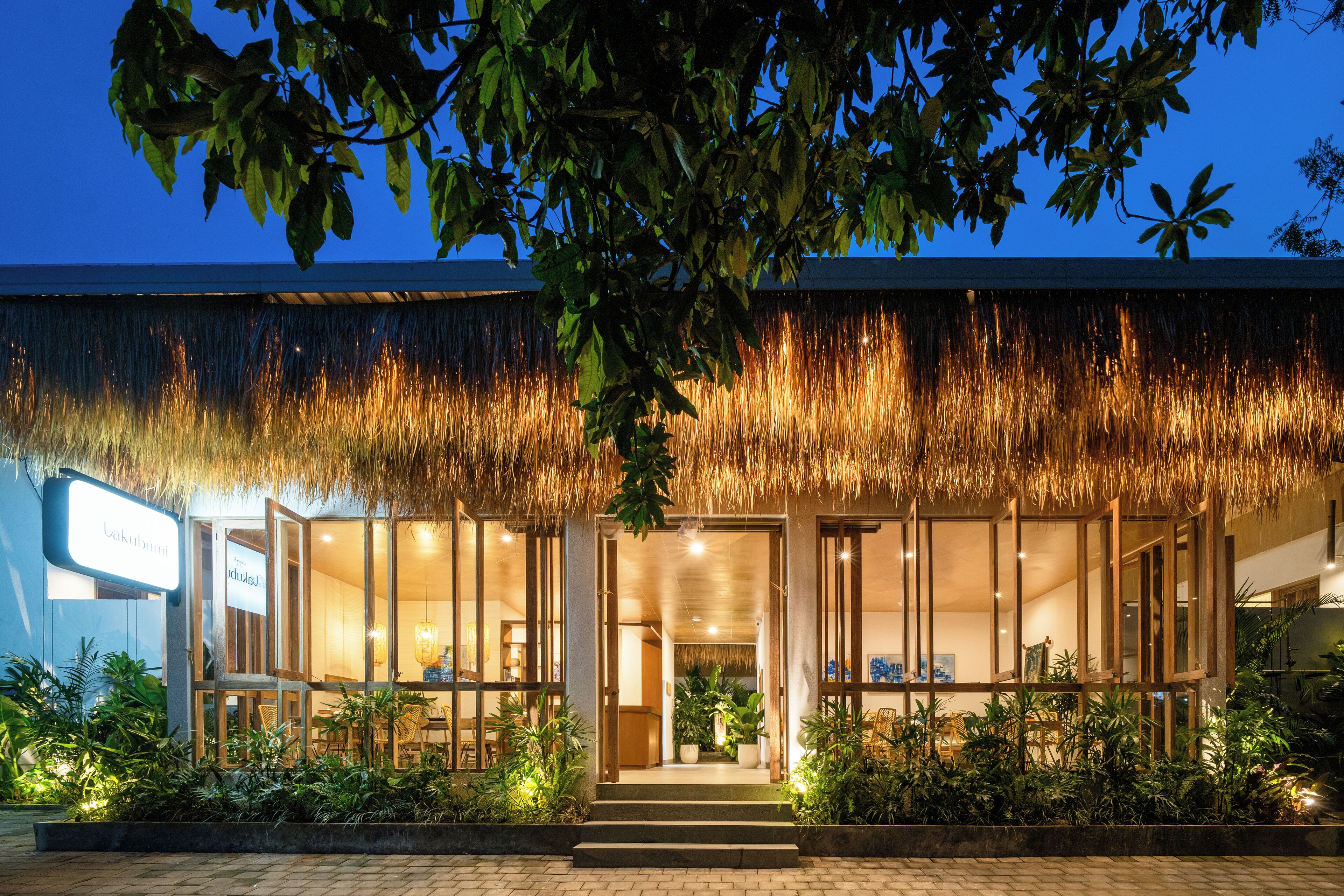 Lakubumi Pavilion