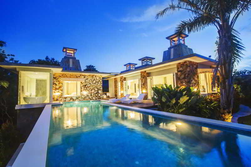 Noah Villa And Chapel
