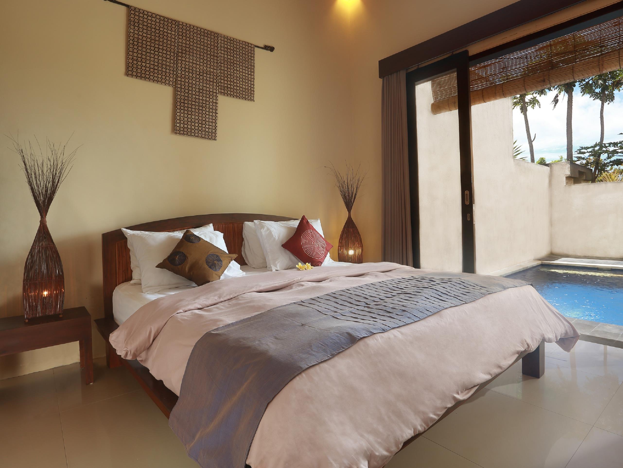 Palm Leaf Villa