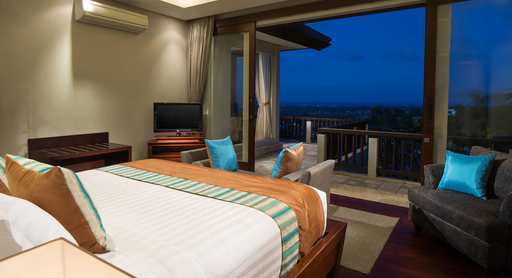 Sun Island Suites
