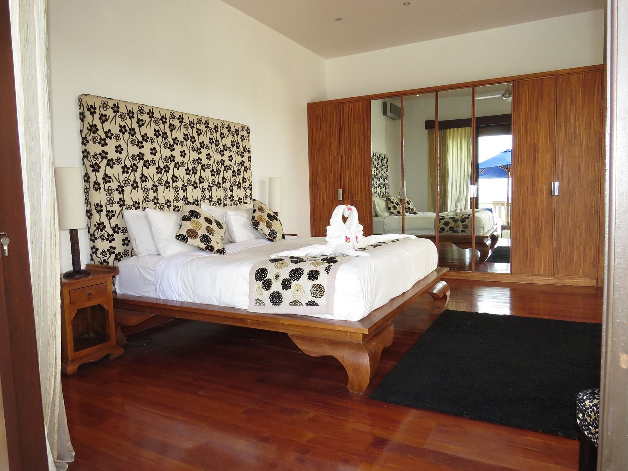 Villa Lebah