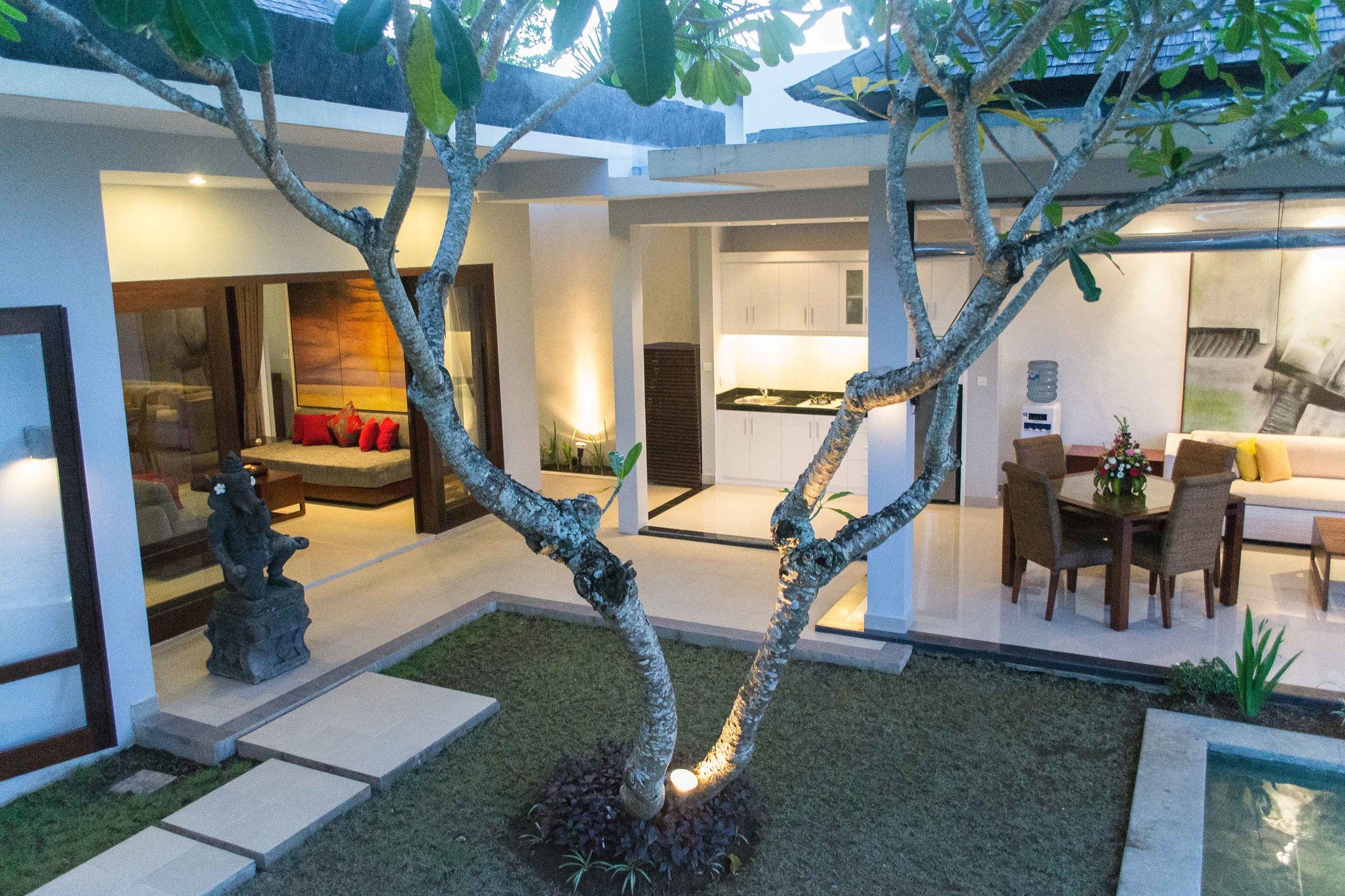 Villa Seratus
