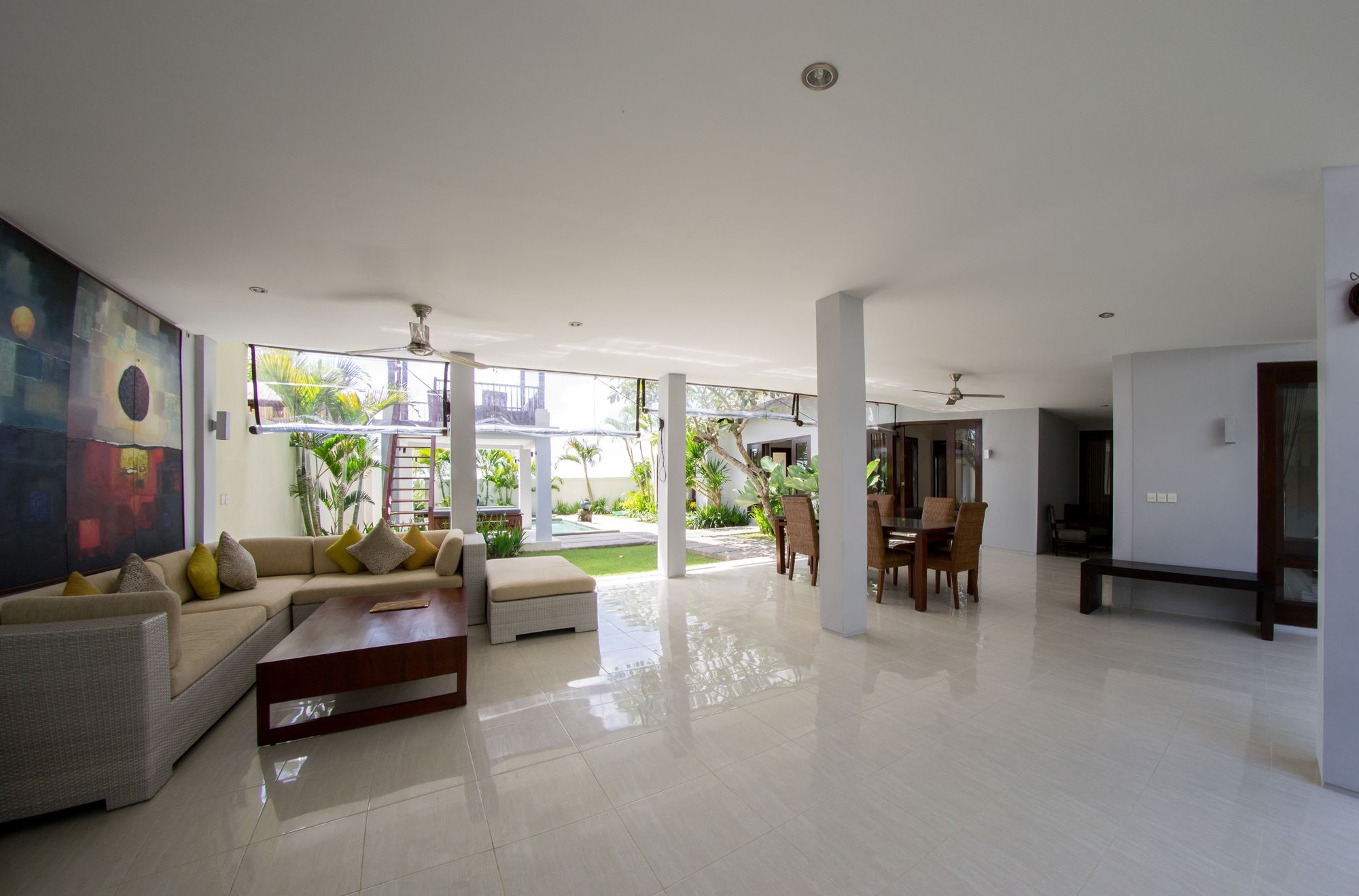 Villa Seratus