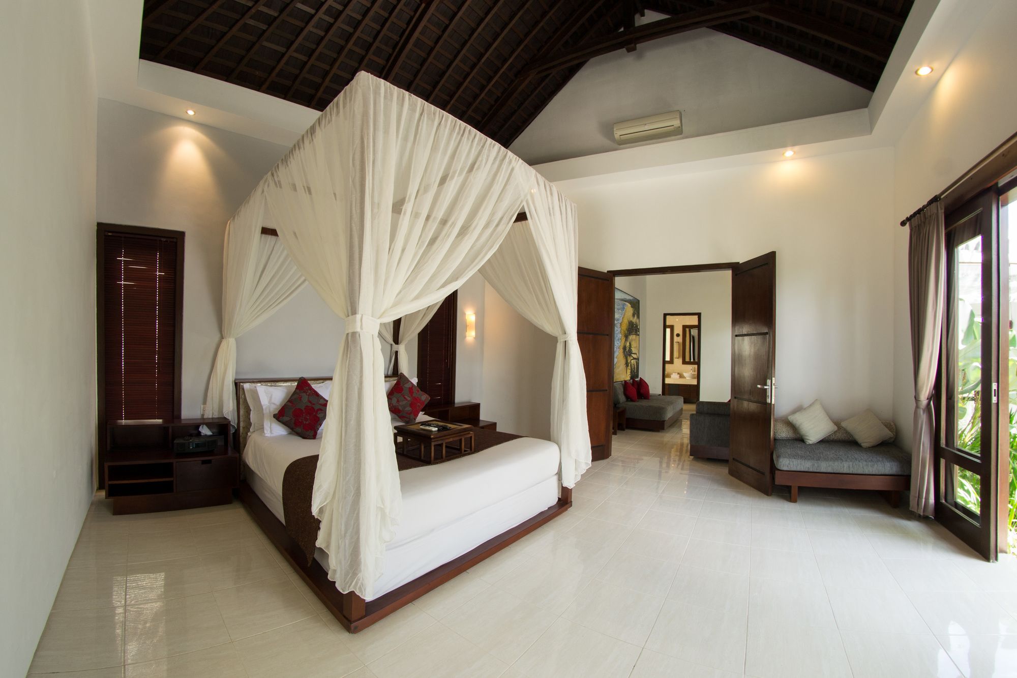 Villa Seratus