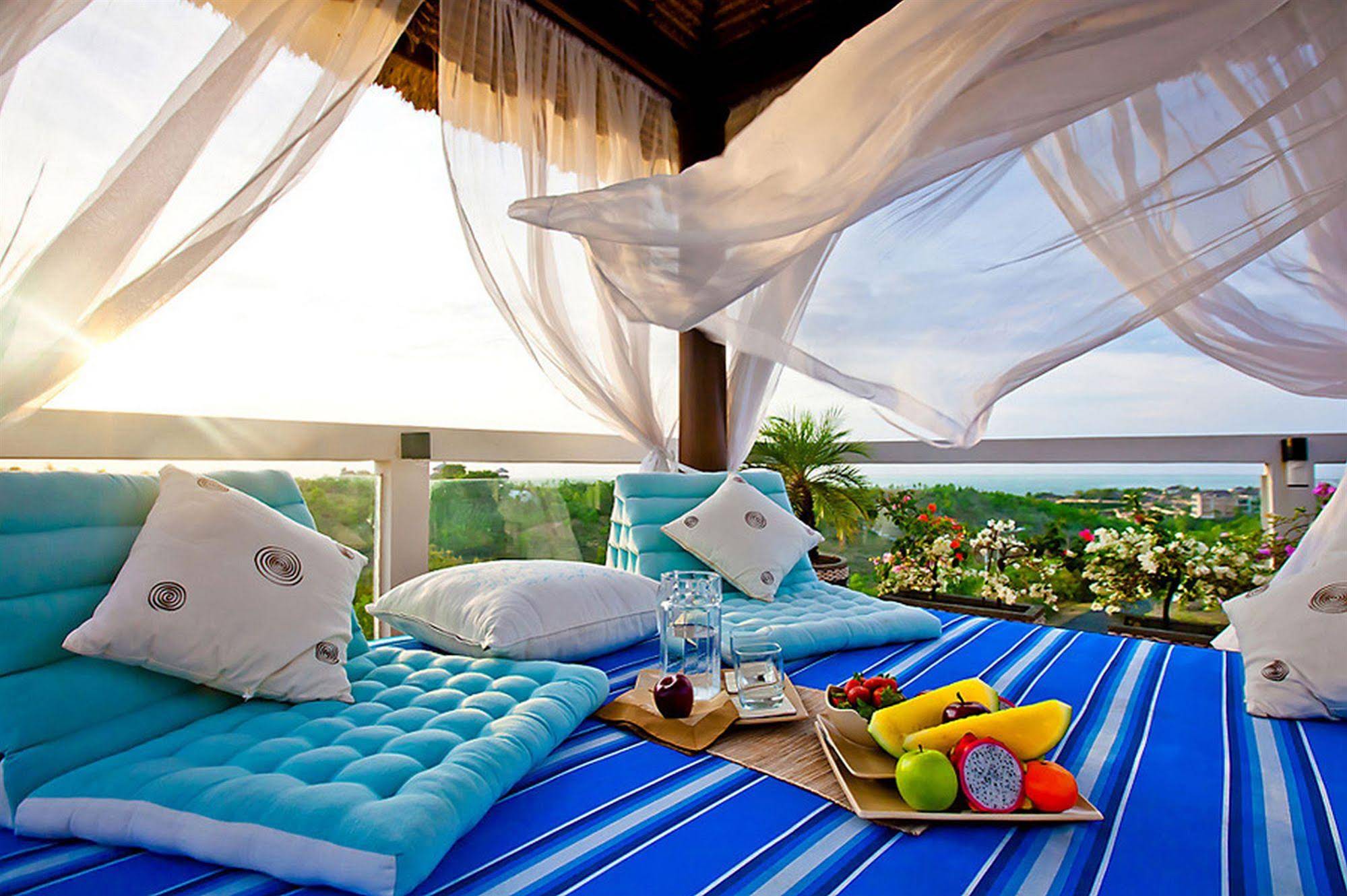 Villa Sky House