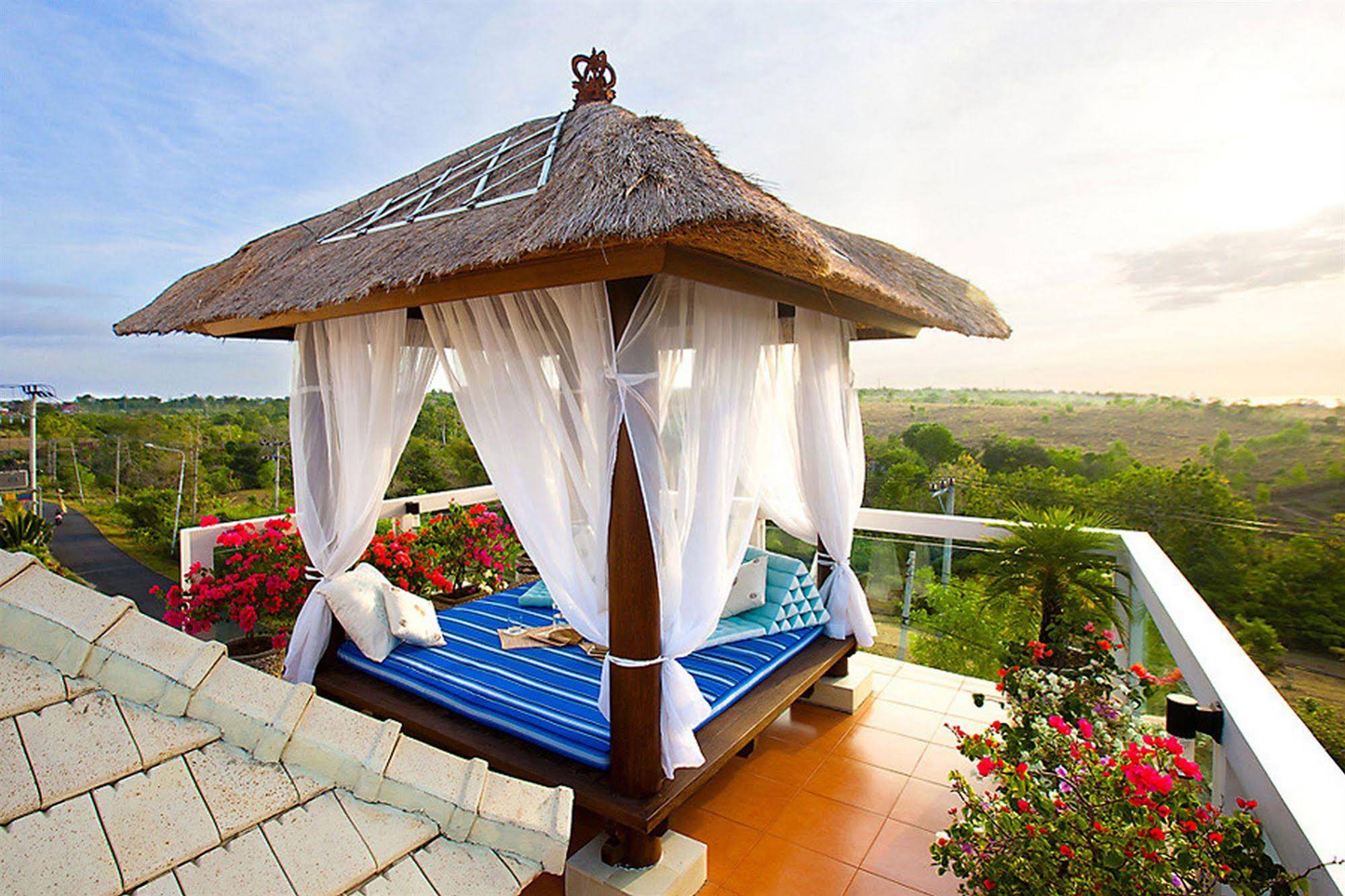 Villa Sky House