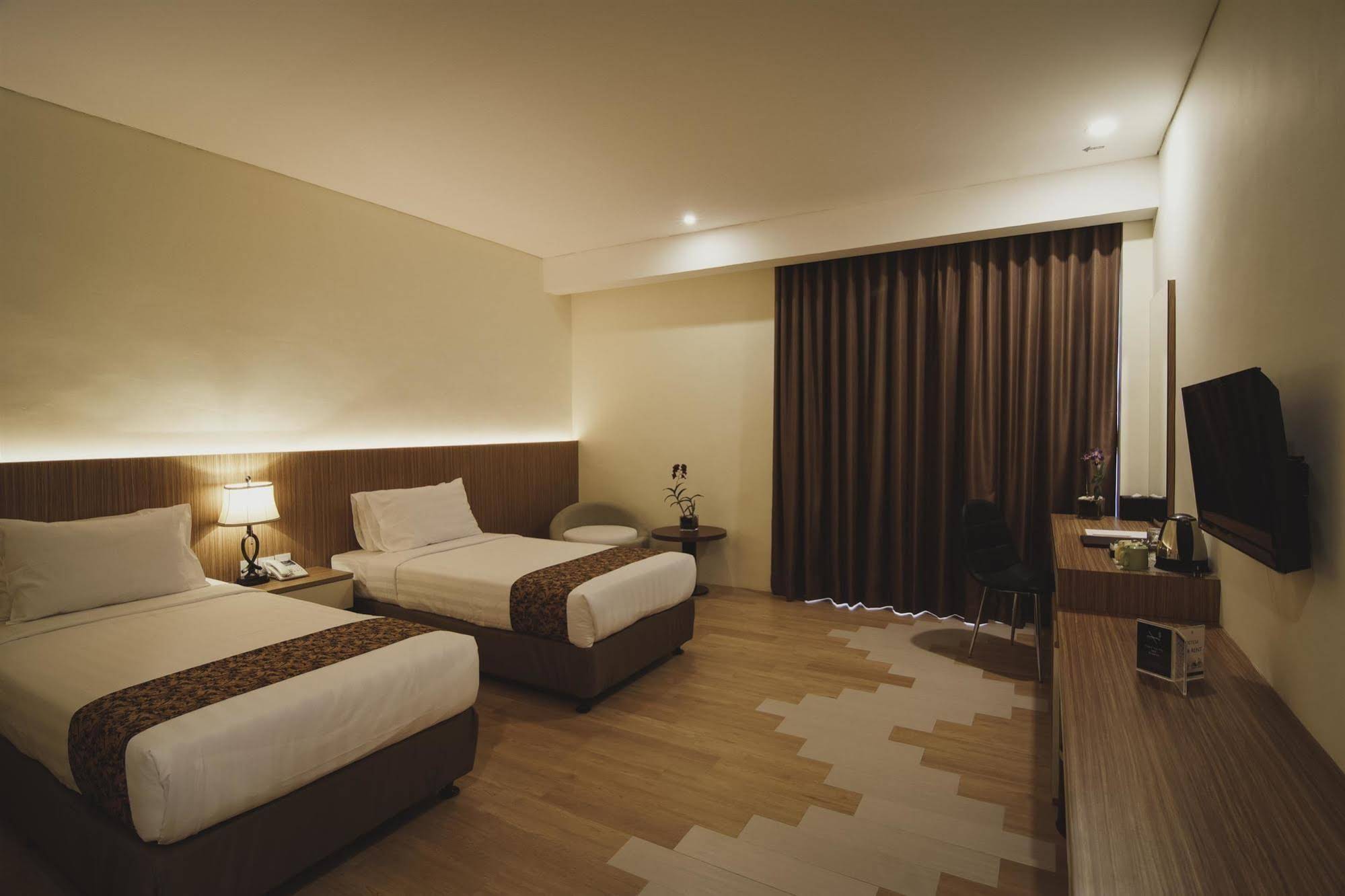 Golden Tulip Essential Belitung