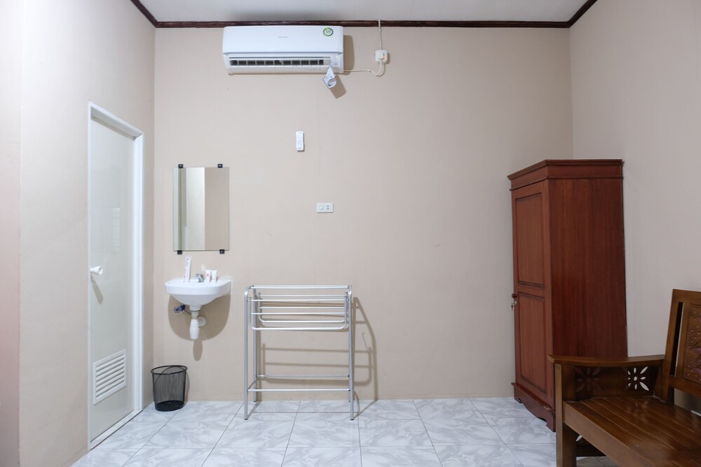 Homestay Joss by OYO Rooms