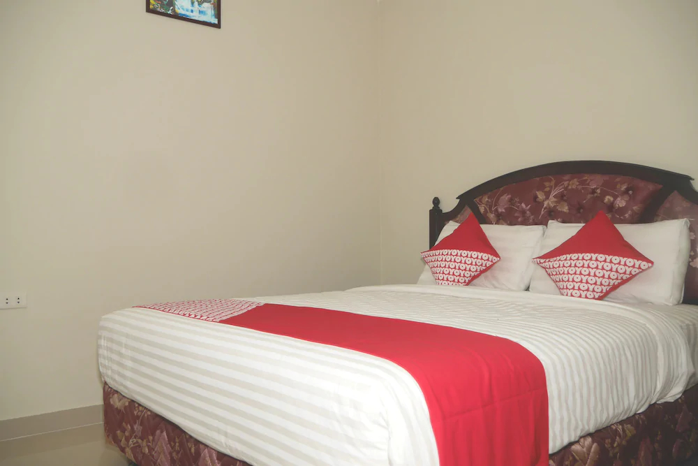 Joyful Hotel By OYO Rooms