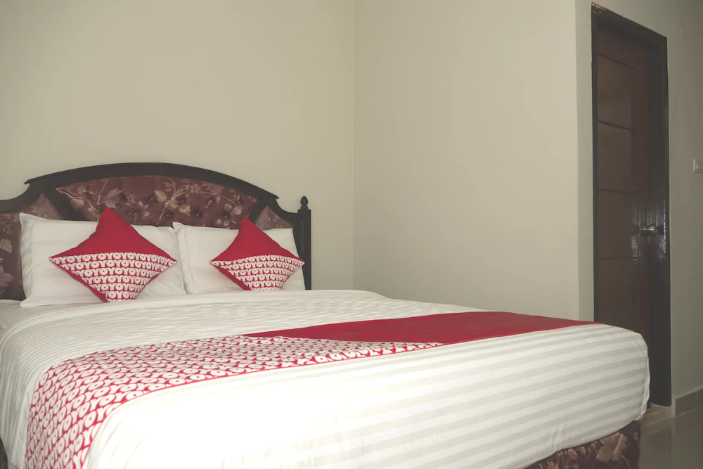 Joyful Hotel By OYO Rooms