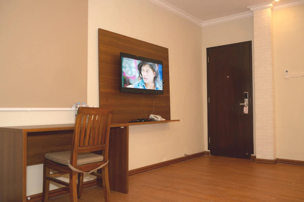 Joyful Hotel By OYO Rooms