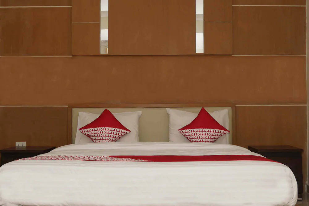 Joyful Hotel By OYO Rooms