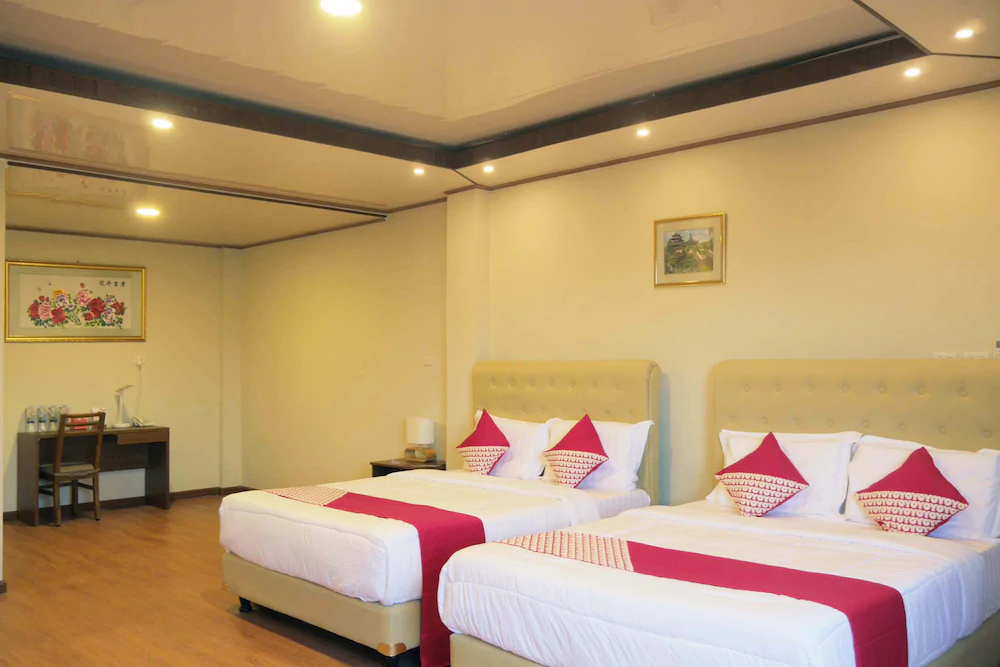 Joyful Hotel By OYO Rooms