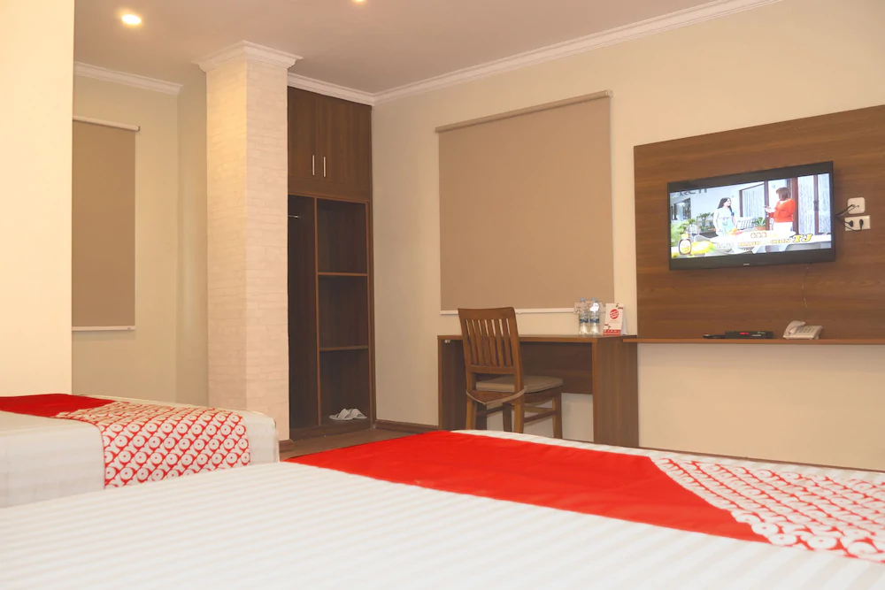 Joyful Hotel By OYO Rooms