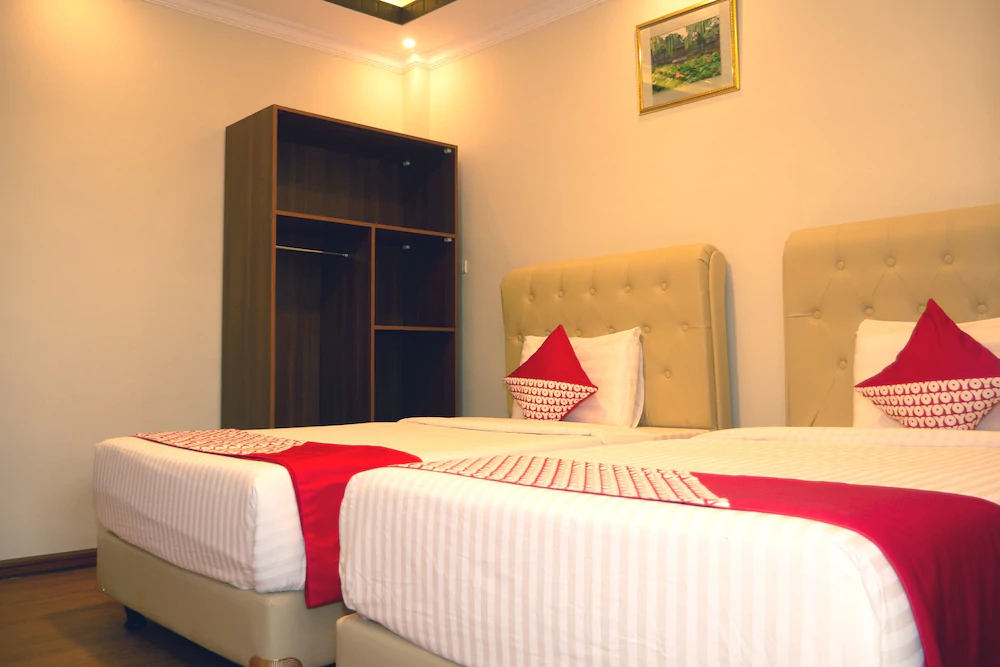 Joyful Hotel By OYO Rooms