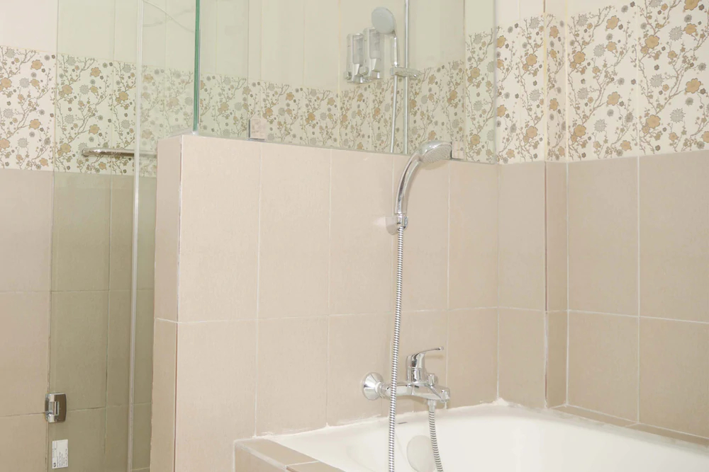 Joyful Hotel By OYO Rooms