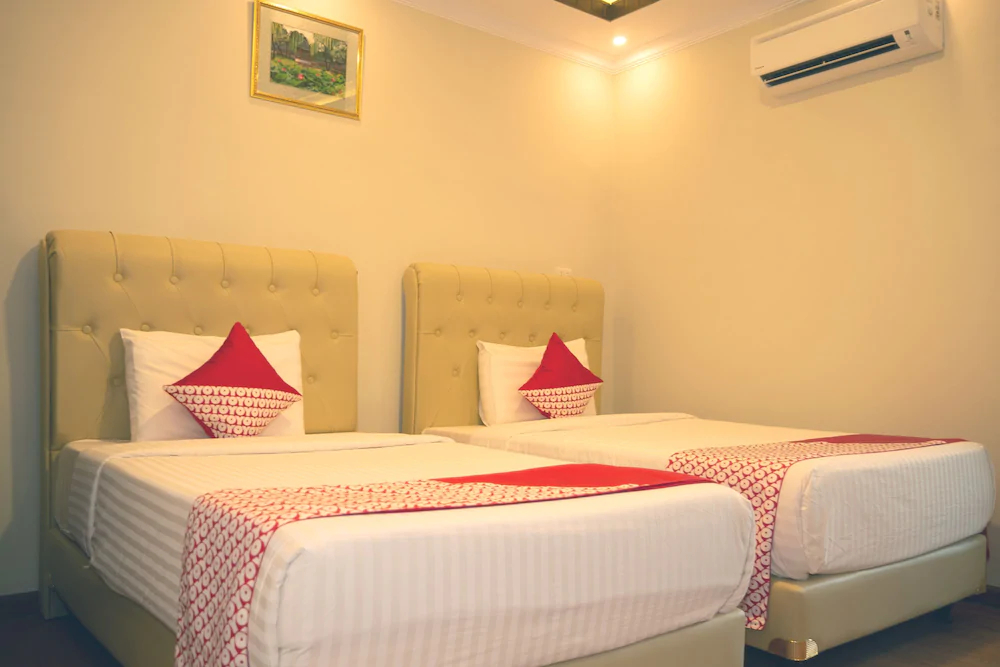 Joyful Hotel By OYO Rooms