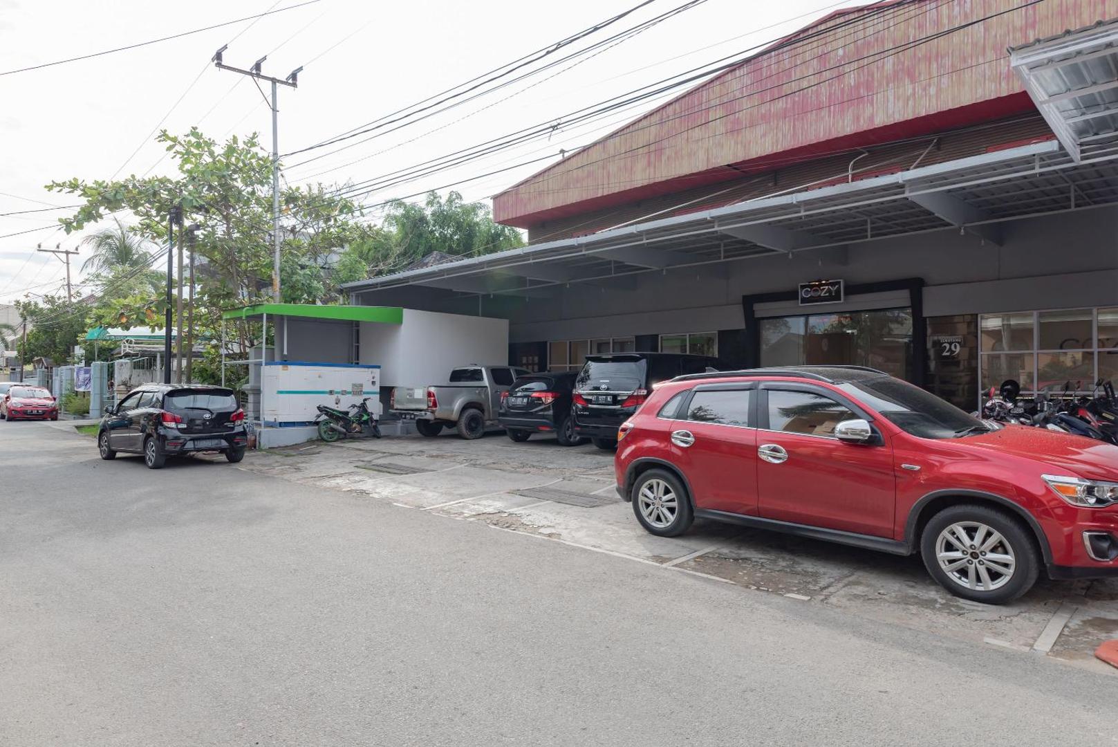 Urbanview Hotel Cozy Samarinda