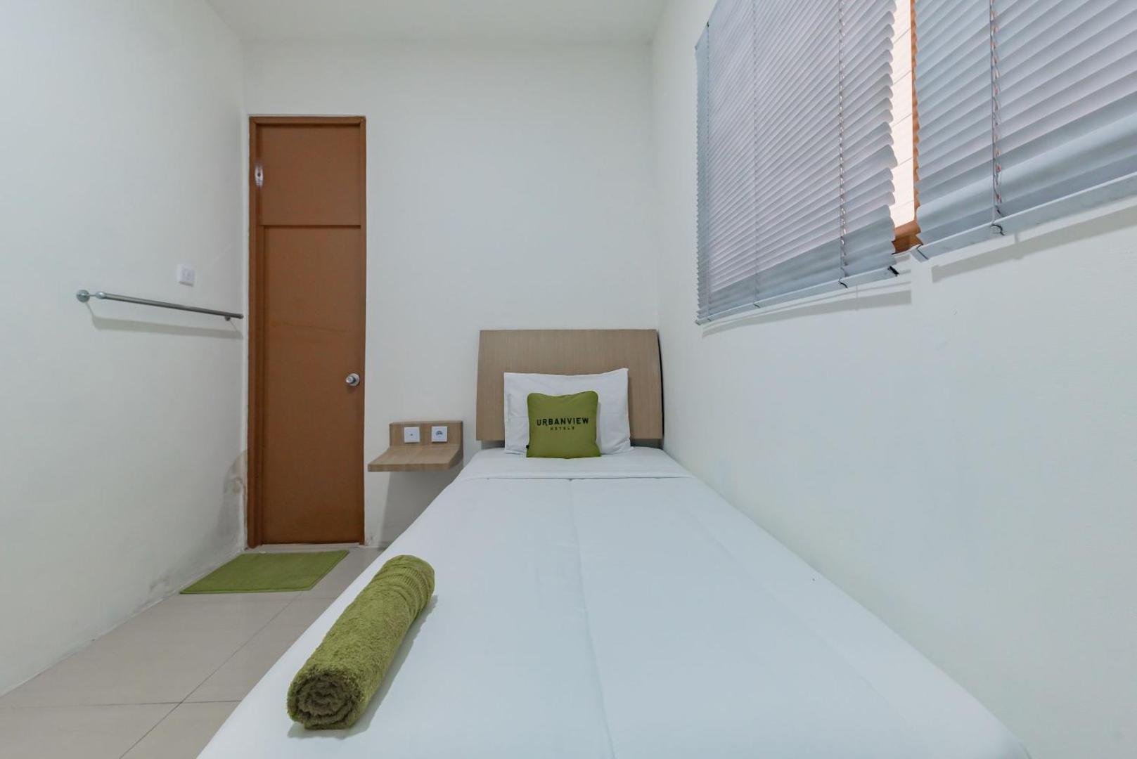 Urbanview Hotel Cozy Samarinda