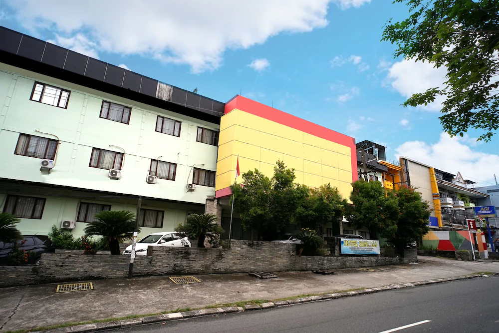 Bandara Hotel Balikpapan by OYO Rooms