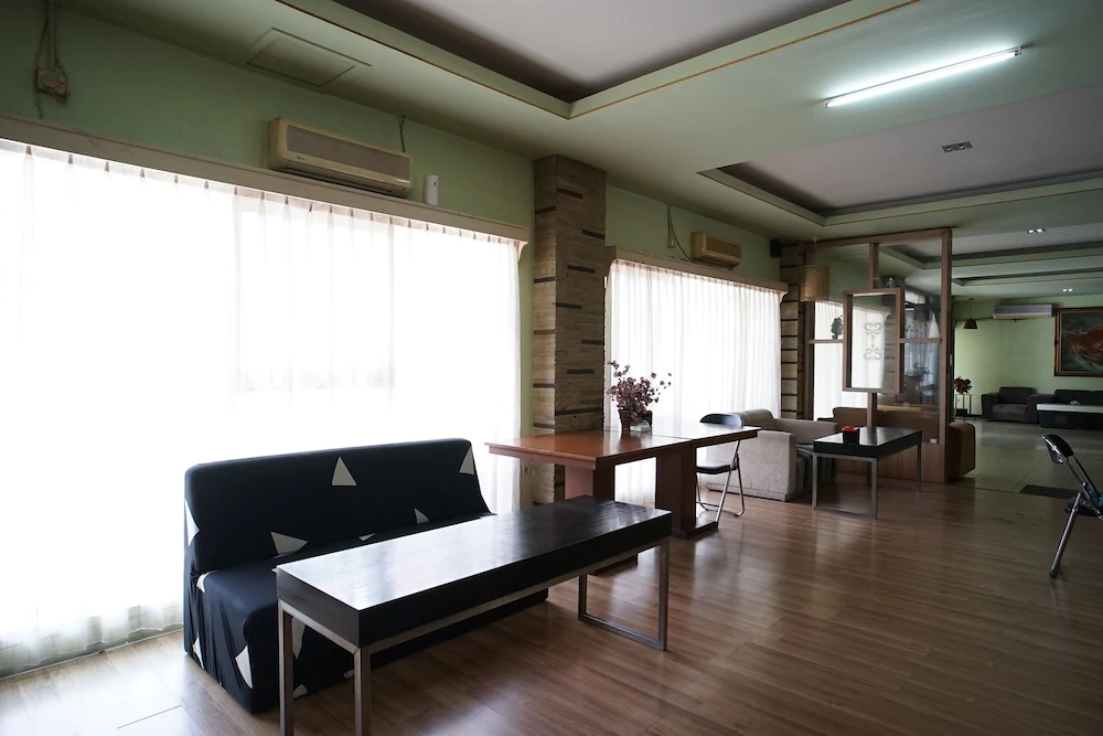 Bandara Hotel Balikpapan by OYO Rooms