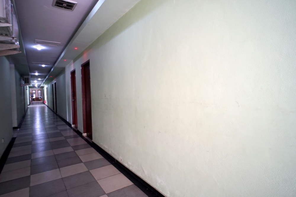 Bandara Hotel Balikpapan by OYO Rooms